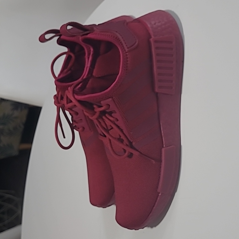 Adidas NMD R1 Shoes - Picture 2 of 5